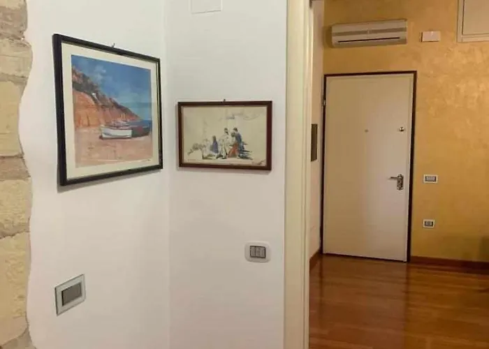 Piazzaitaliasuite Con Terrazza Διαμέρισμα