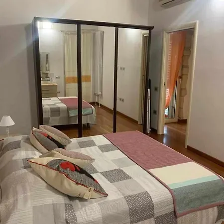 Piazzaitaliasuite Con Terrazza Διαμέρισμα *